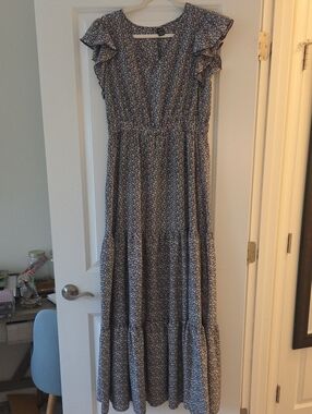 Women's Black Floral Tiered Maxi Dress